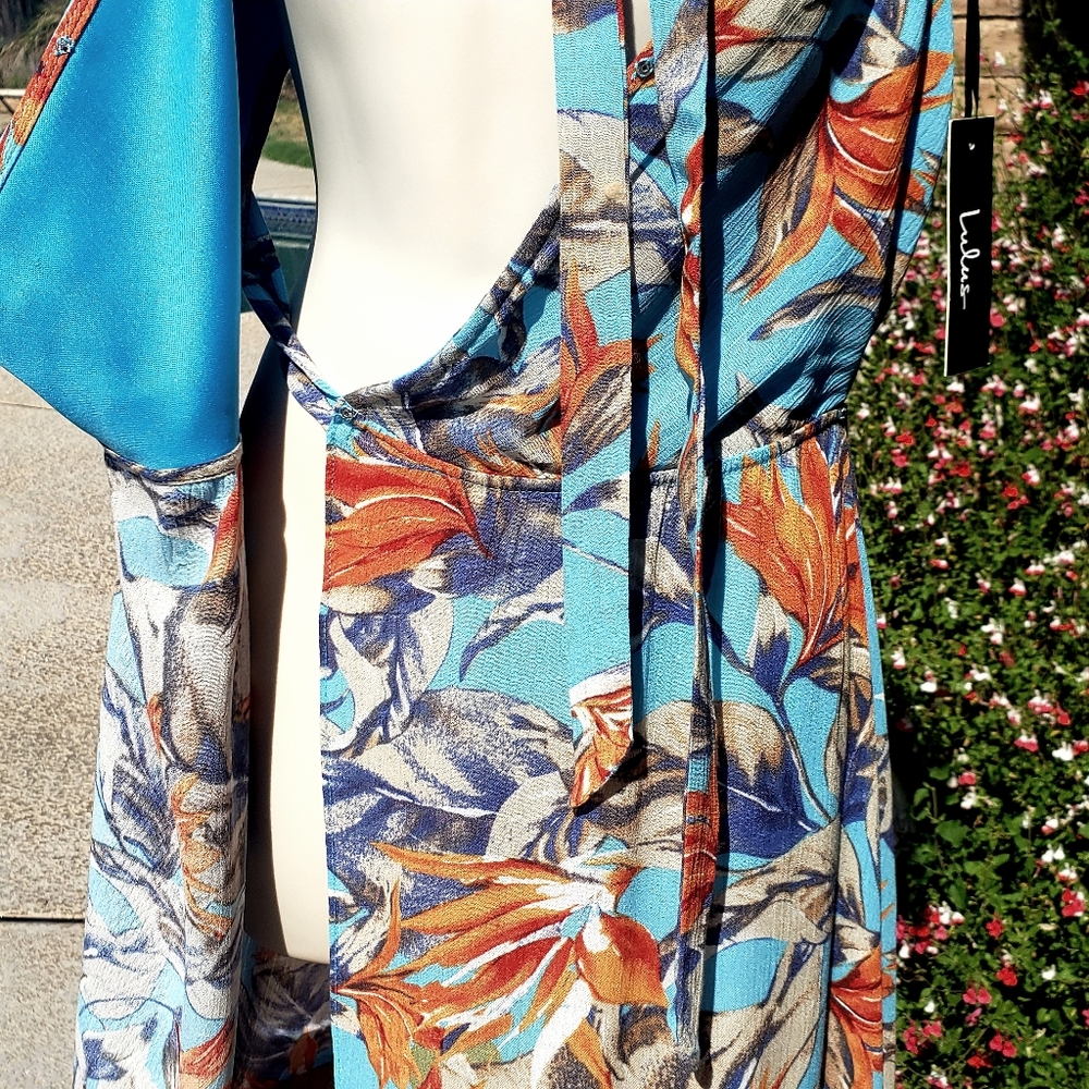 Lulu's Maxi Dress Wrap Tropical Ret $119๐บ - Picture 6 of 11